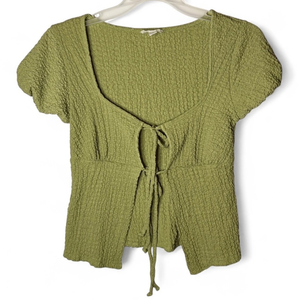 See You Monday Tie Front Top Women Size M Green Textured Short Sleeve Seersucker
